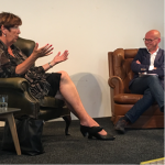 Annemarie Jorritsma en Gerrit Hofstra in gesprek